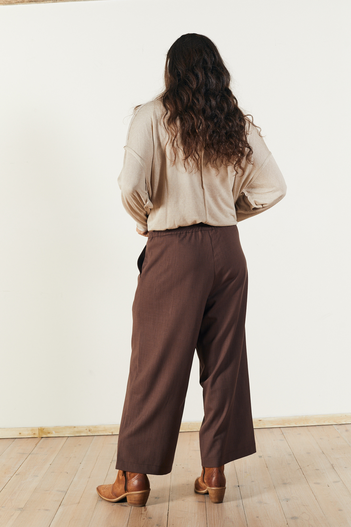 MADAM_BUBU_12_251592