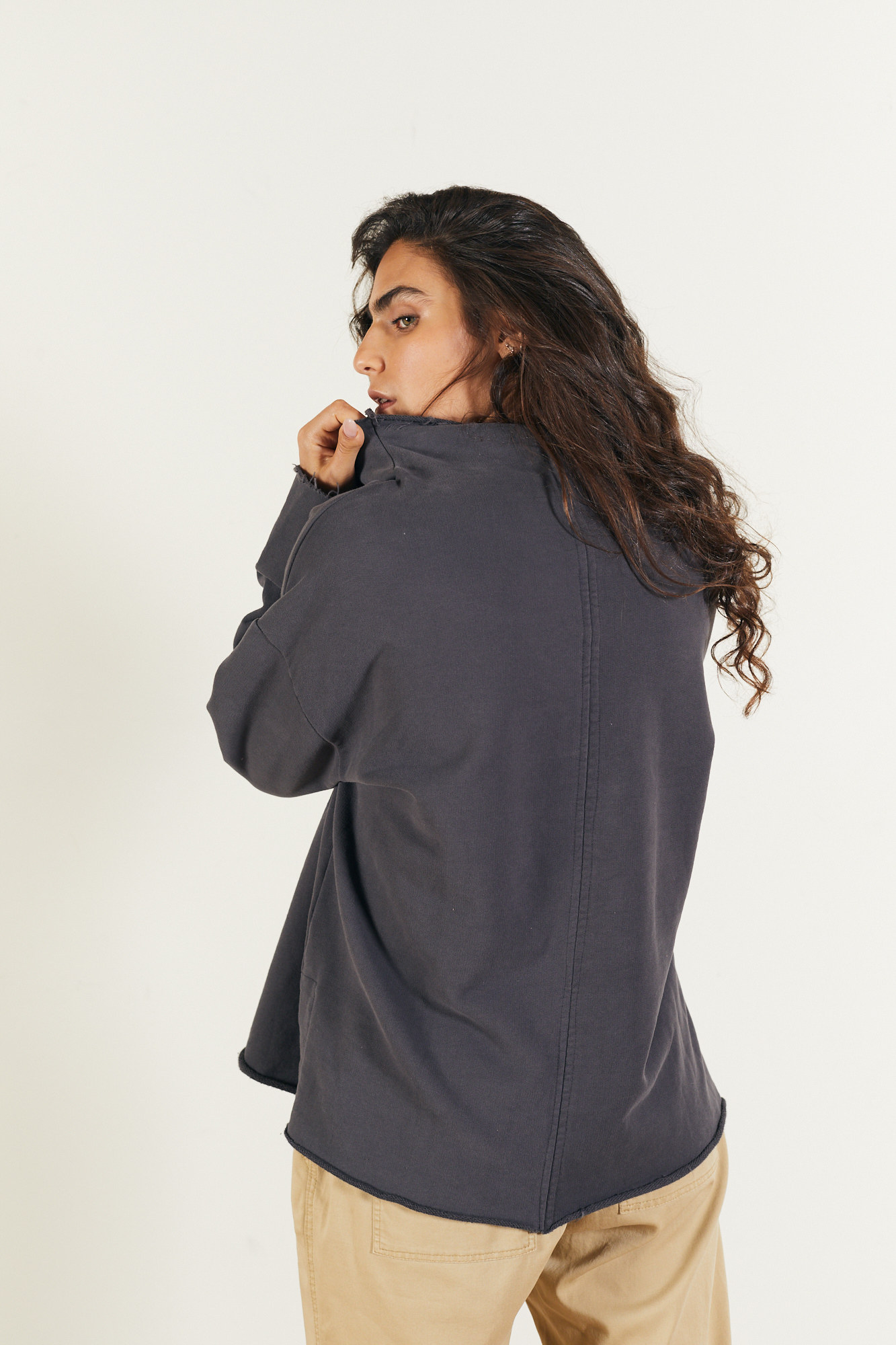 MADAM_BUBU_12_250193