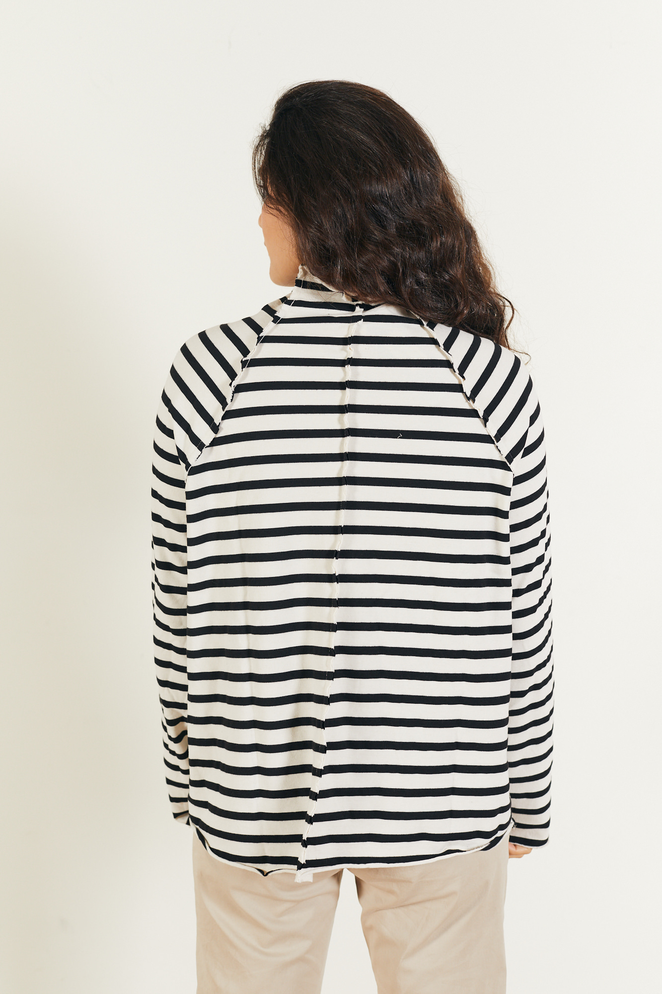 MADAM_BUBU_12_250374