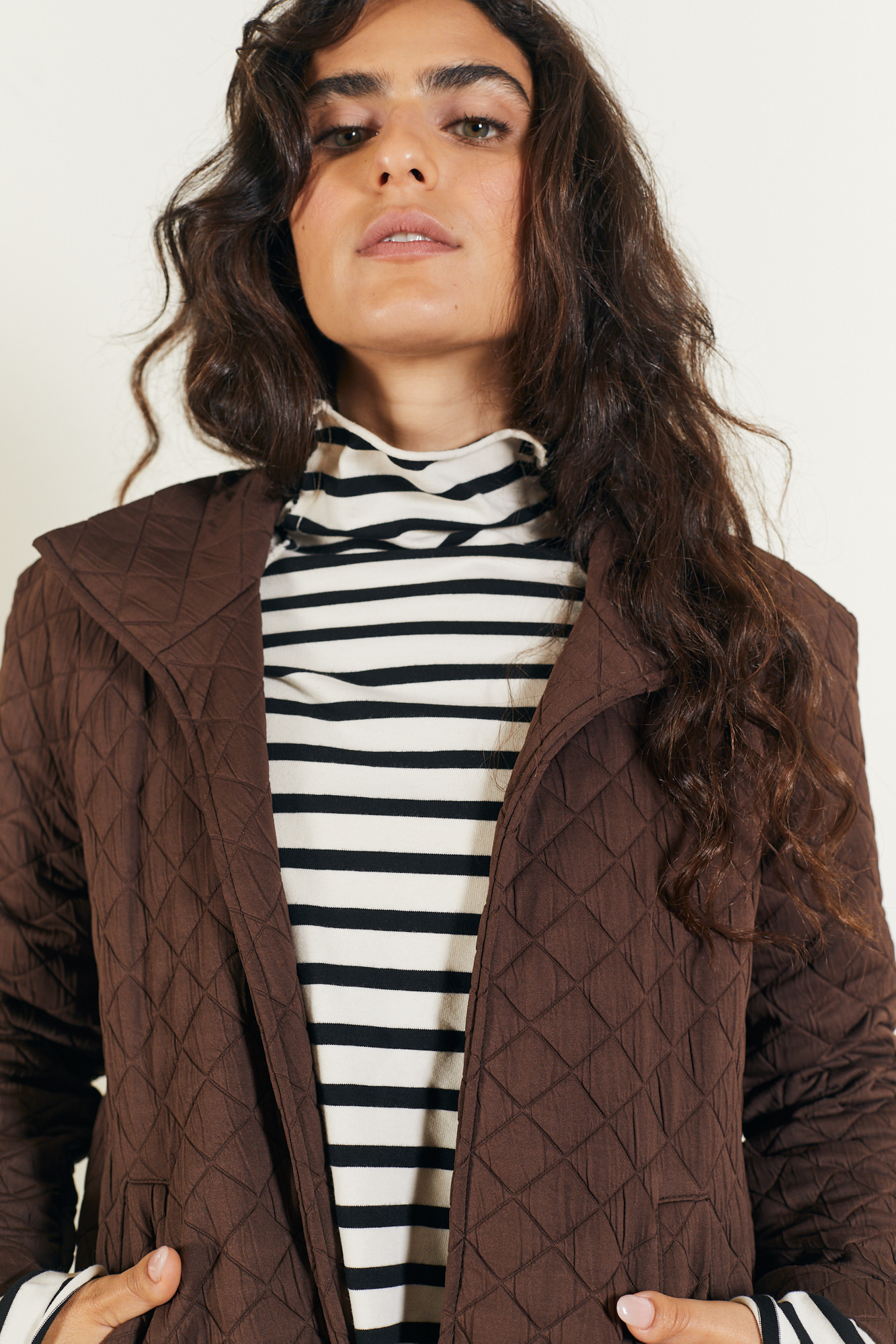 MADAM_BUBU_12_250378