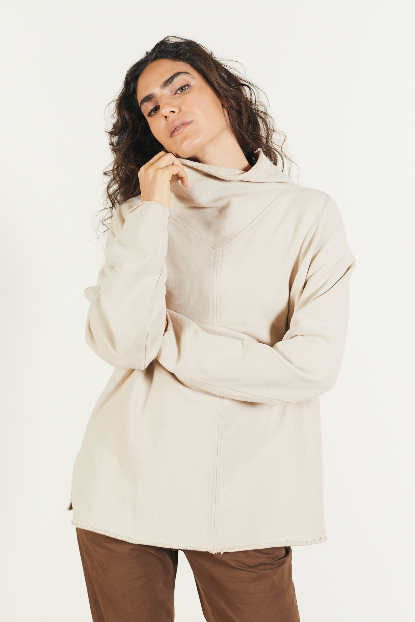 MADAM_BUBU_12_2510946