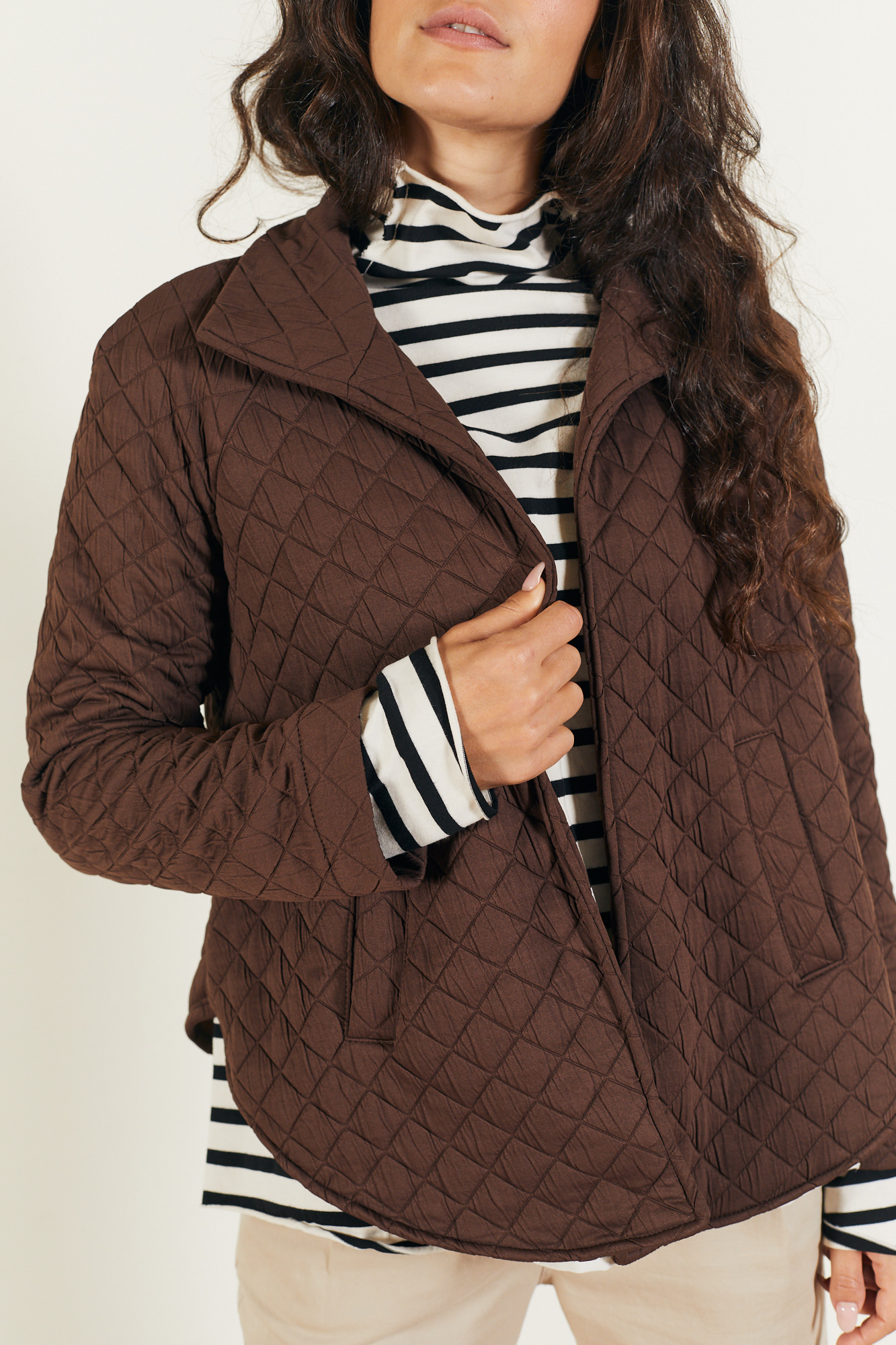 MADAM_BUBU_12_250384