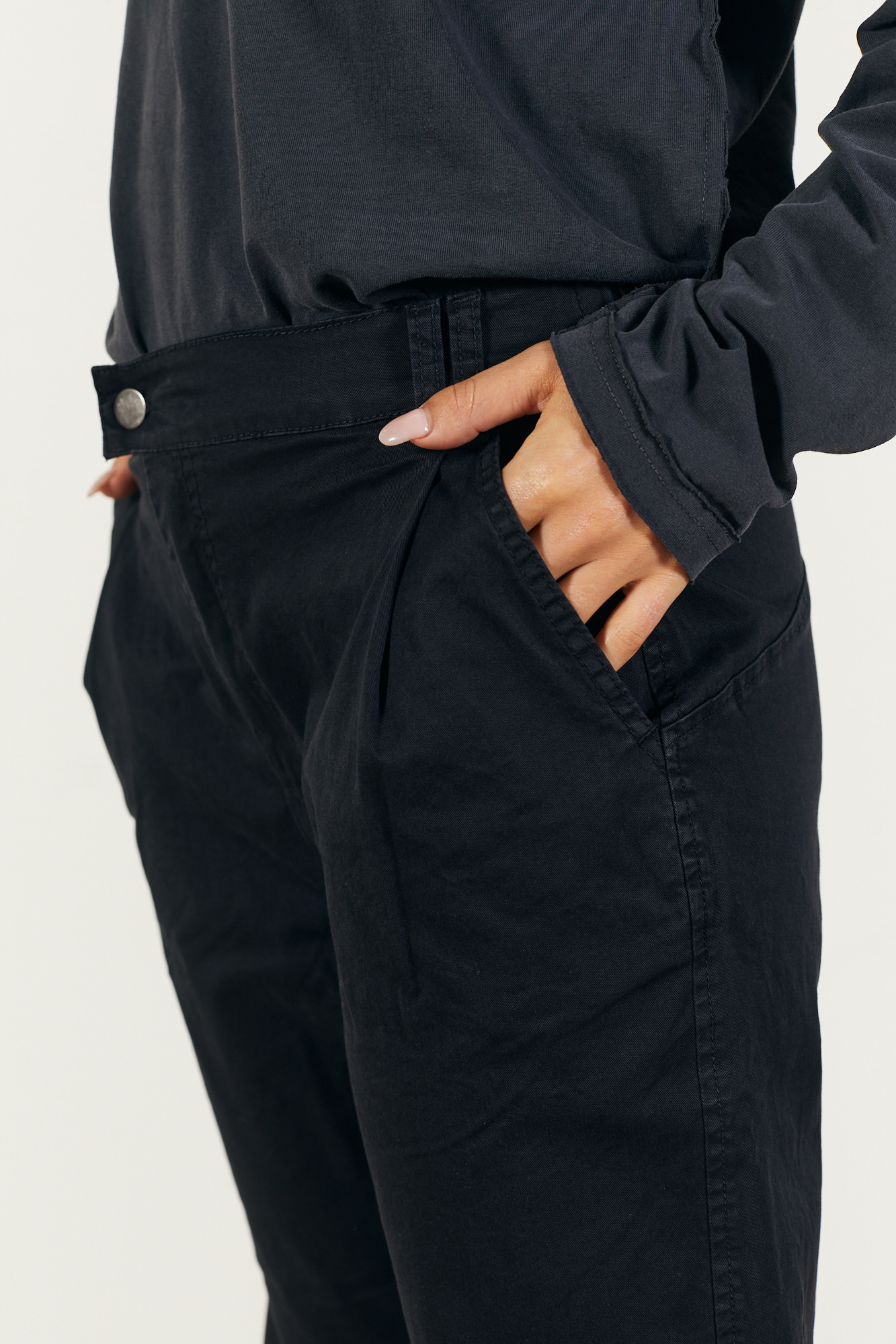 MADAM_BUBU_12_250991