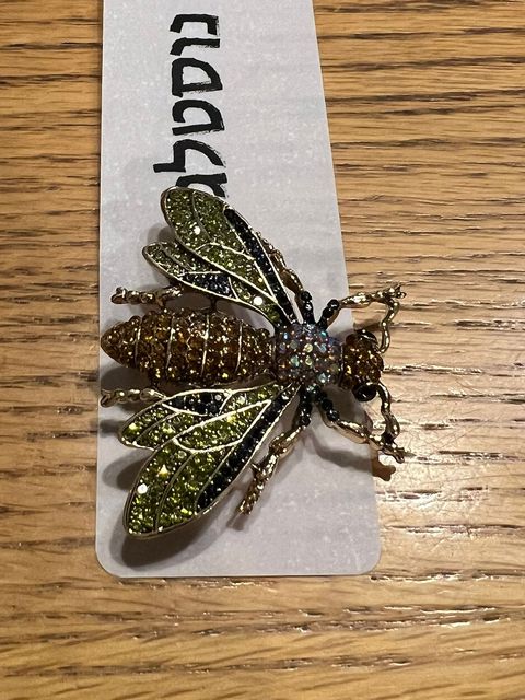 e49fab5d-6daf-41c7-b85c-7803cc95f649_480x640