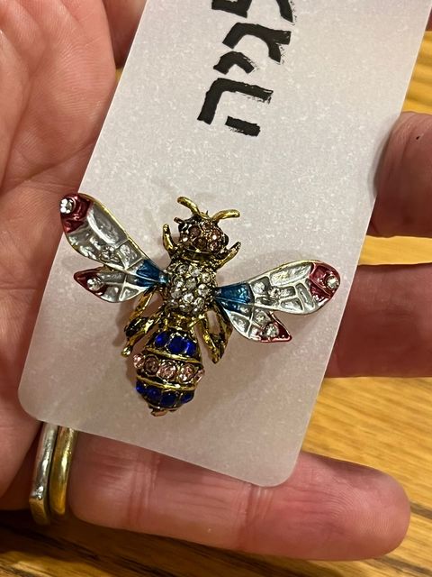 ec784dda-73ea-4582-84a4-6e8be1e8457d_480x640